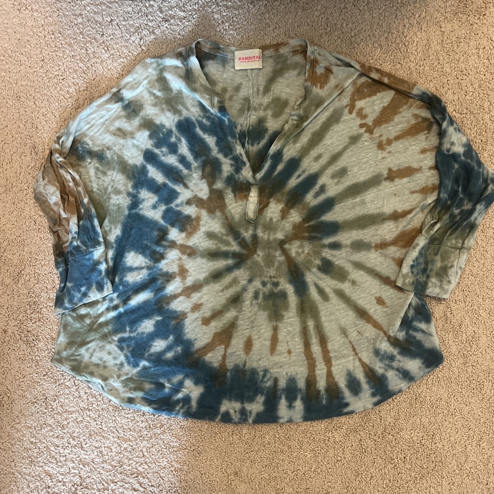 Banditas From Marseille Blue Green Tie Dye Design Tee 3/4 Sleeve One Size Linen